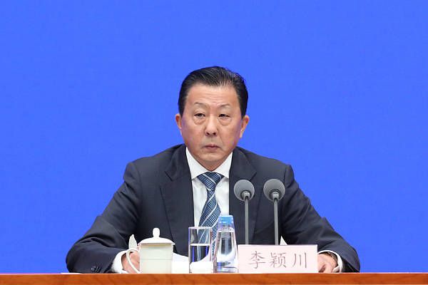 久久深夜视频